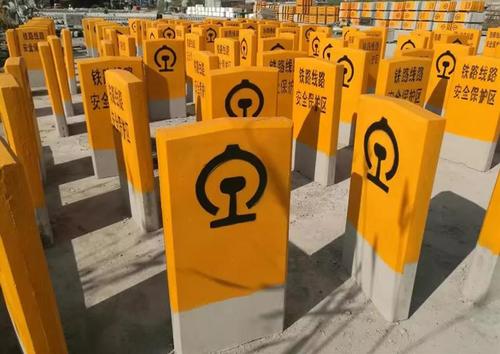 采購鐵路標志AB樁，鐵路ab樁預制